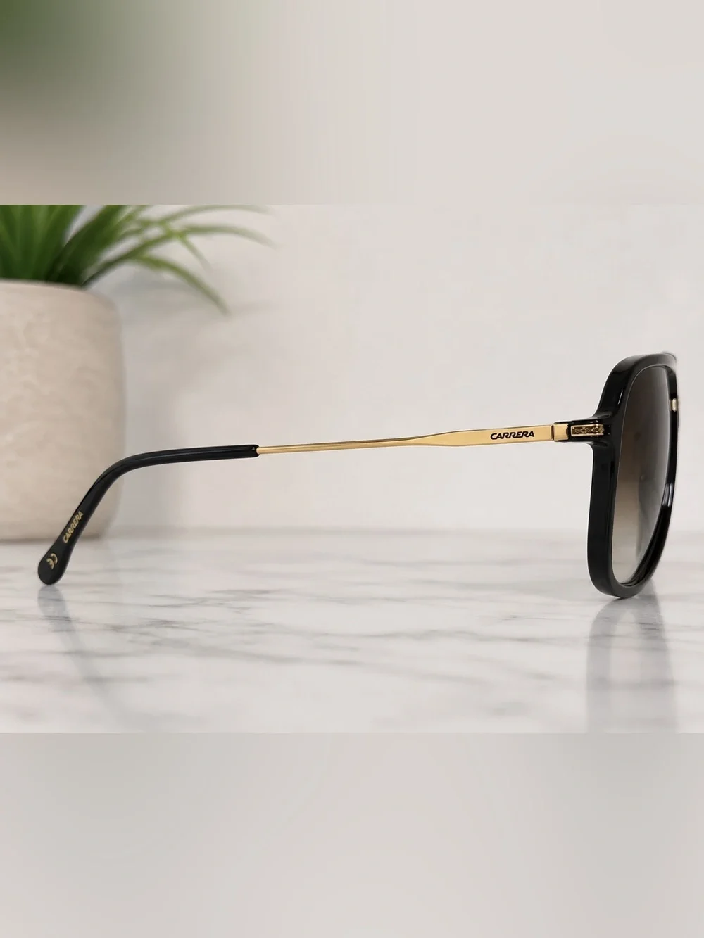 Carrera 1019/S Aviator Sunglasses Black Gold Gradient Lenses EUC
